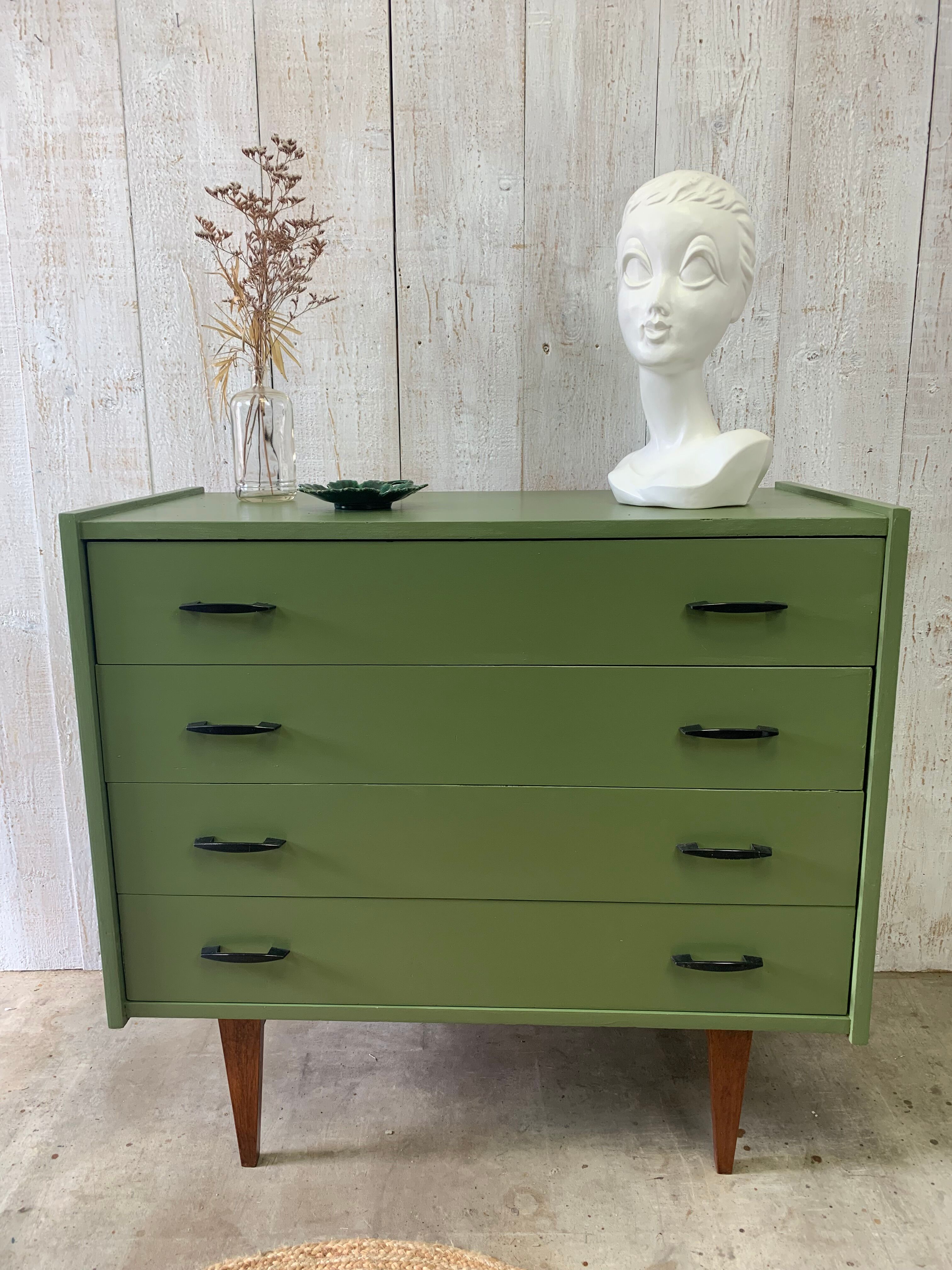 Chest of drawers from the 50s