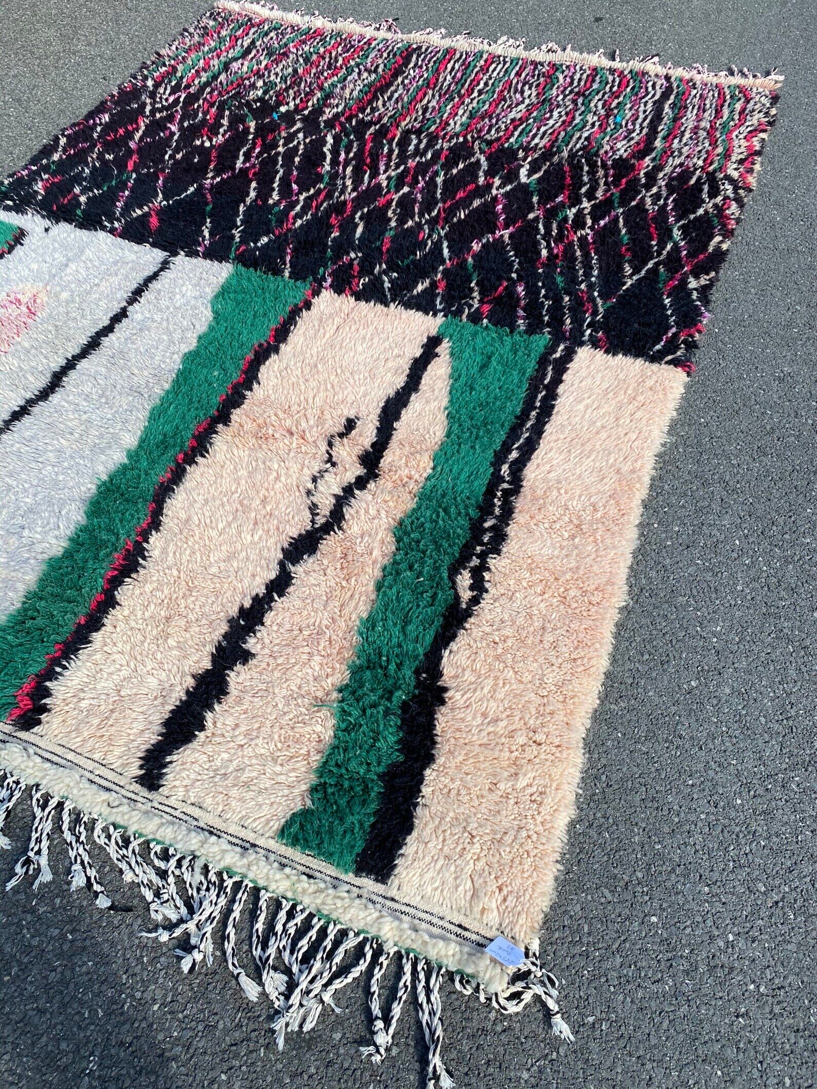 Modern Moroccan Carpet hand-woven wool, 200x285 cm