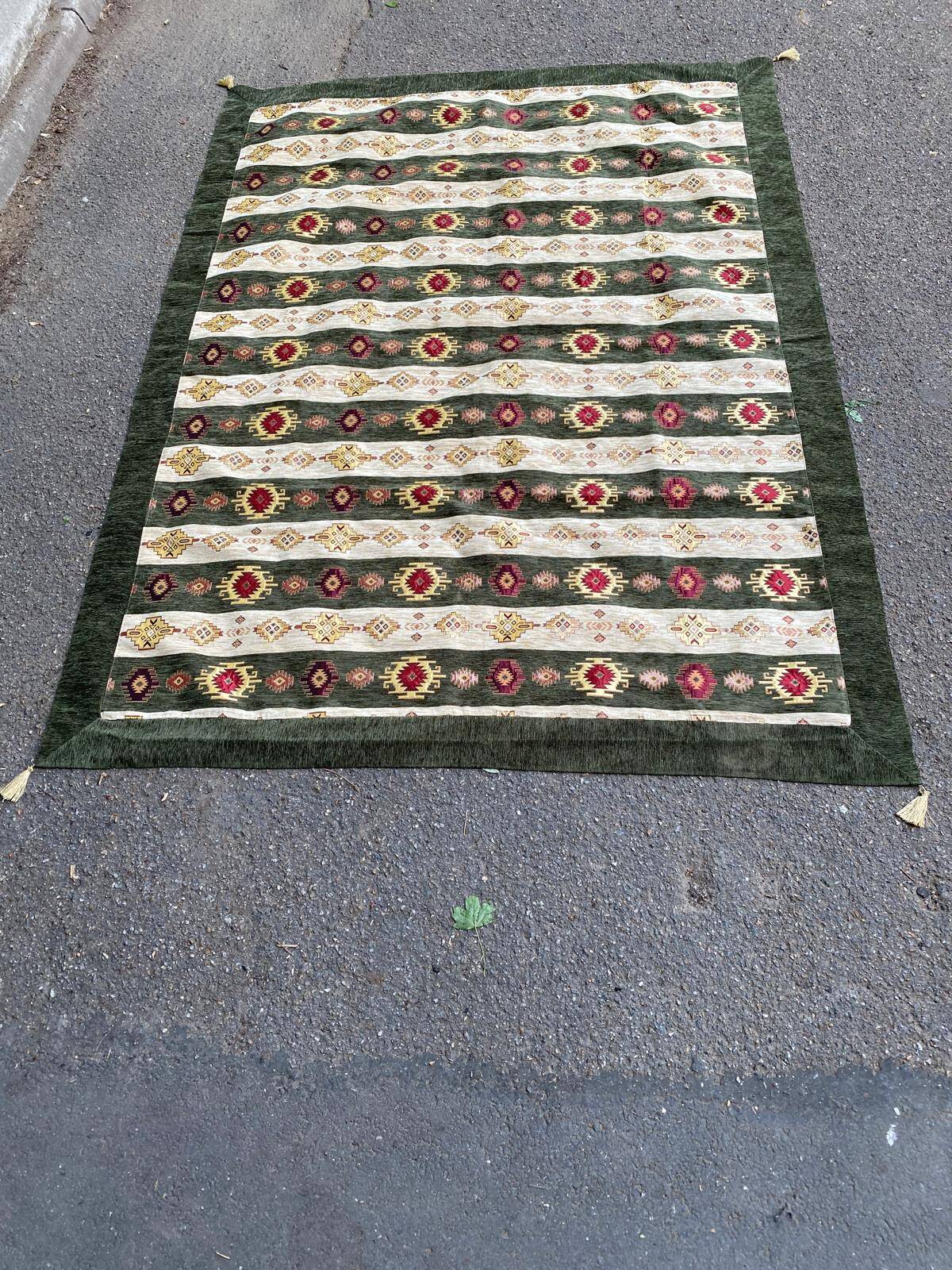 Oriental silk rug 155x210