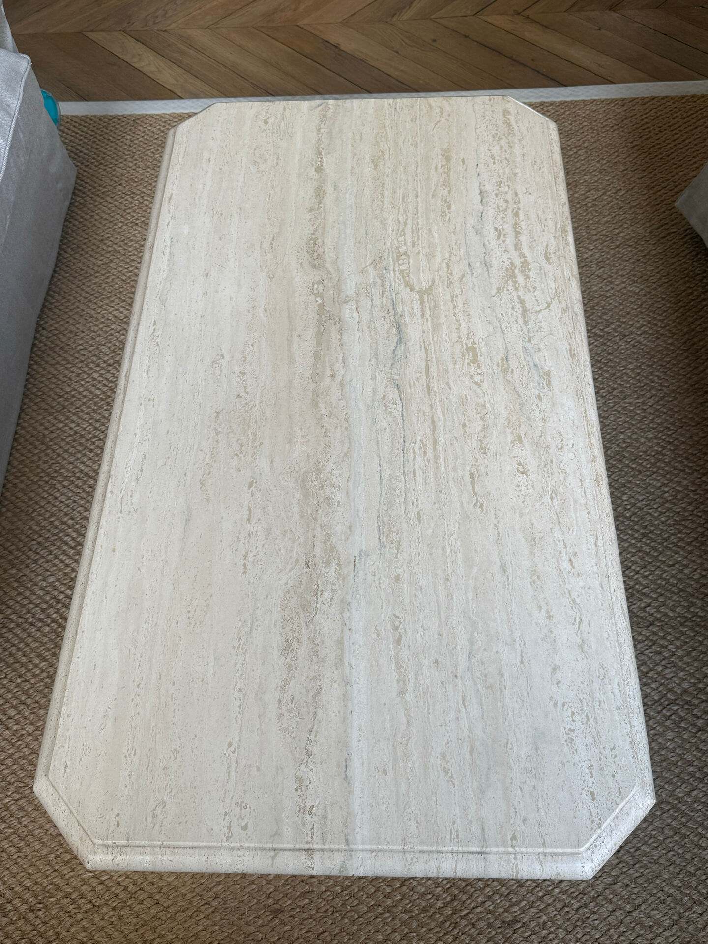 Table basse en travertin