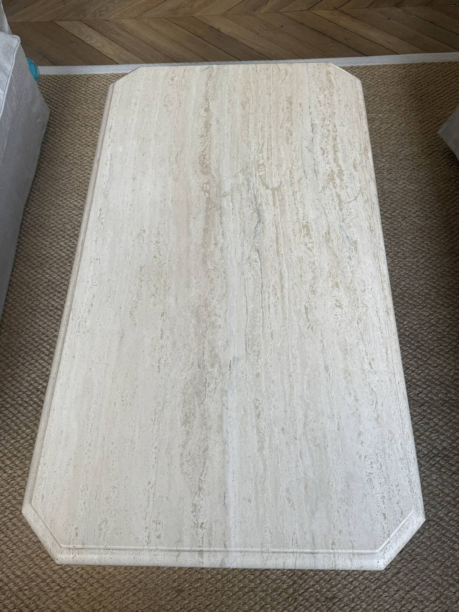 Table basse en travertin