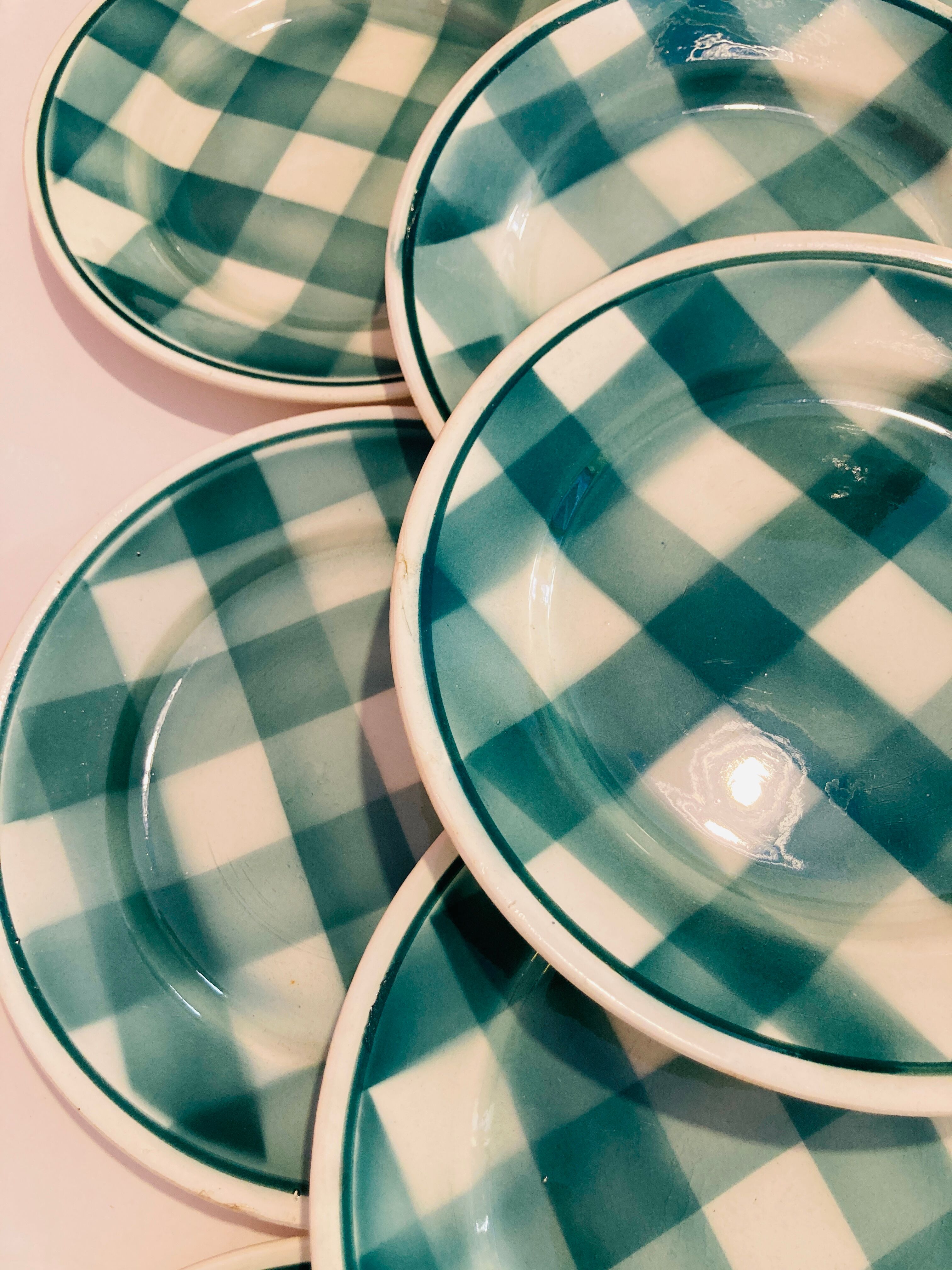 10 hollow plates with green checkered FN of givors