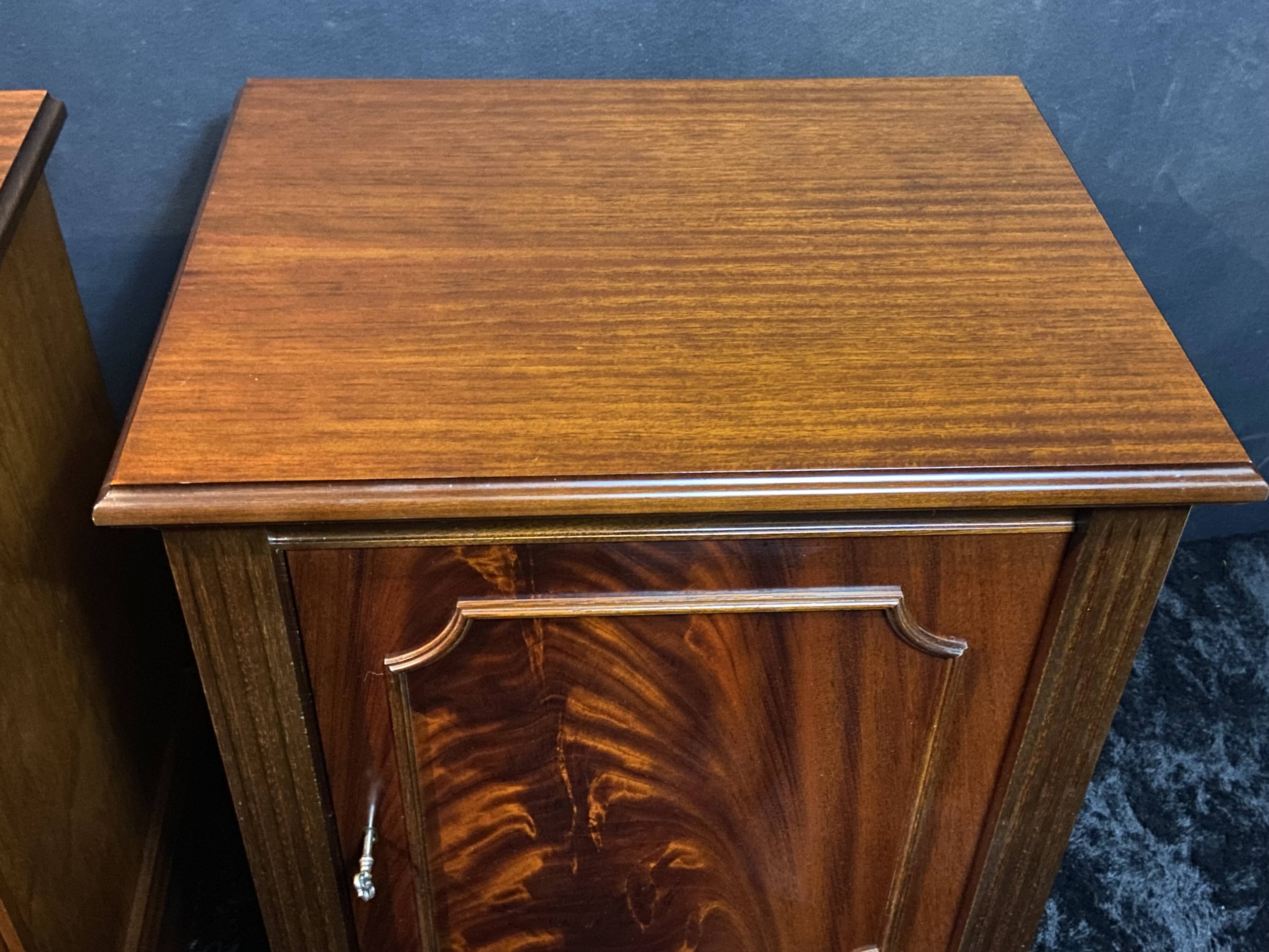 Pair of desk cabinets, mahogany filing boxes in English style.