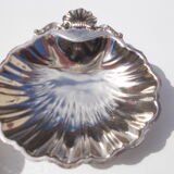 Set of 2 cups shaped metal shell
