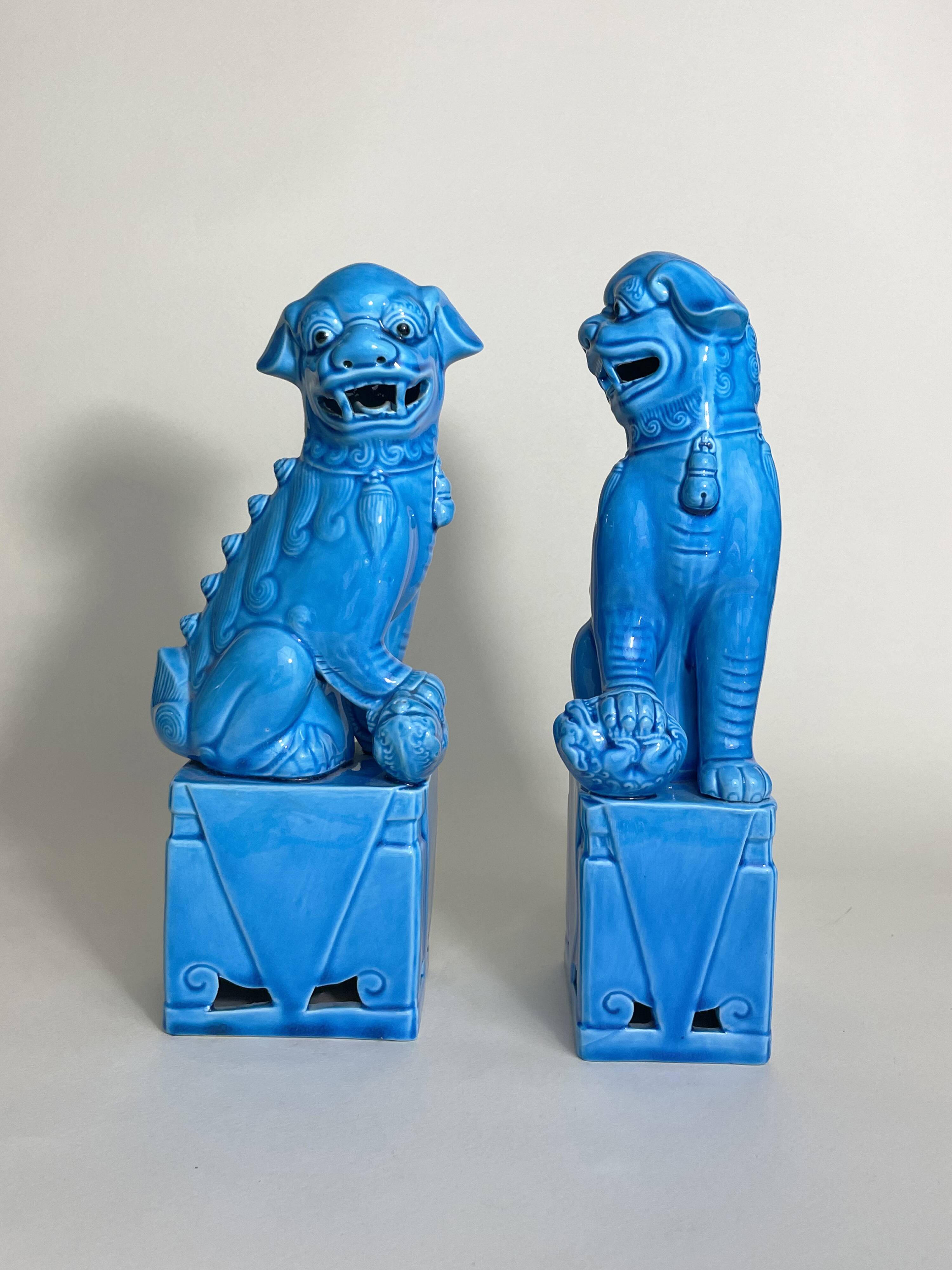 Pair of Fô Dog Bookend Statues