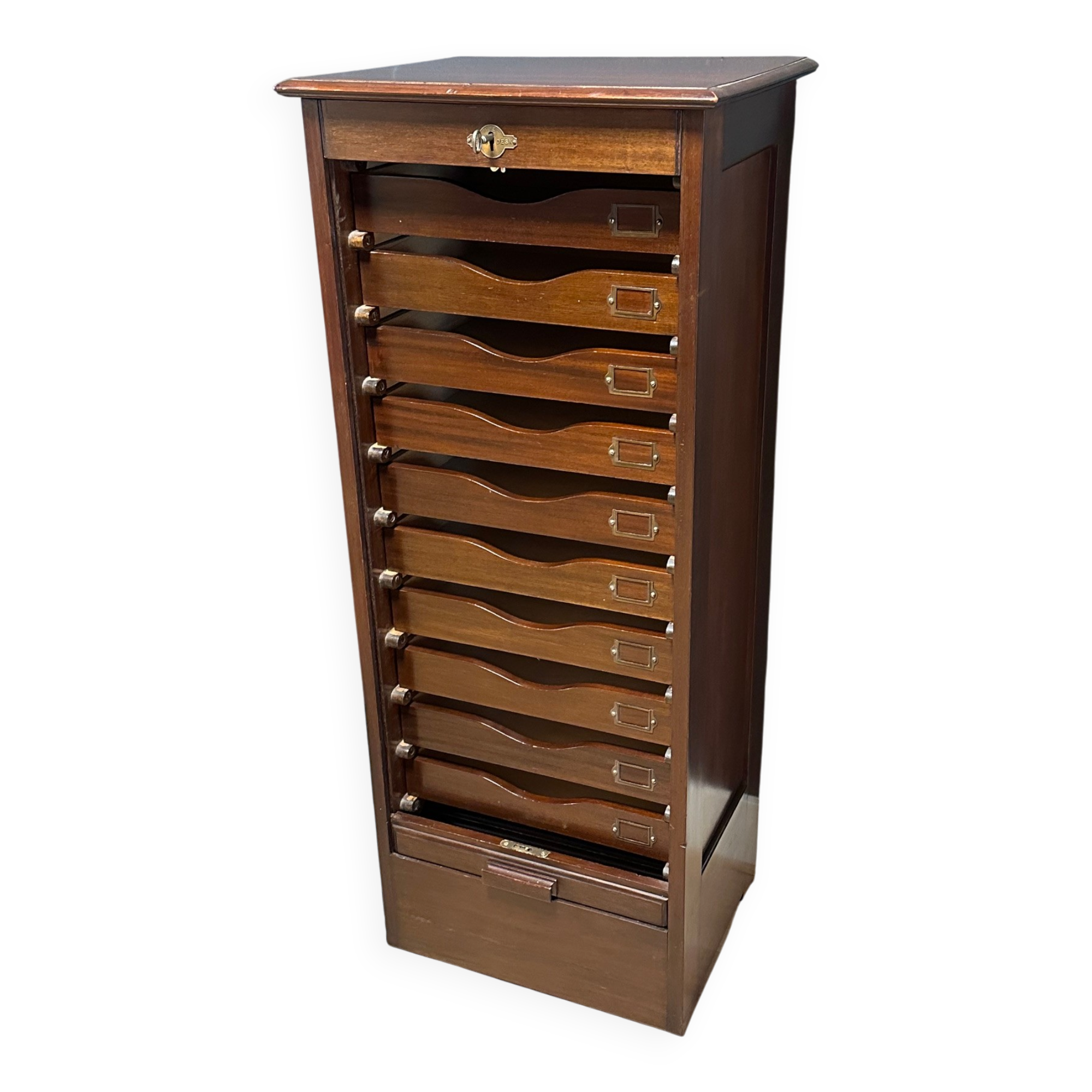 Cabinet de classement en acajou ancien avec 10 tiroirs.