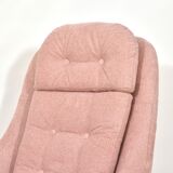 1970s Pink shell armchair