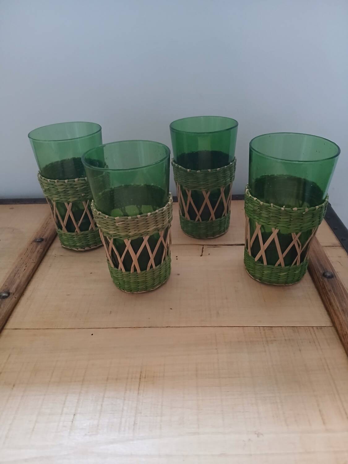 4 orangeade glasses with braided base