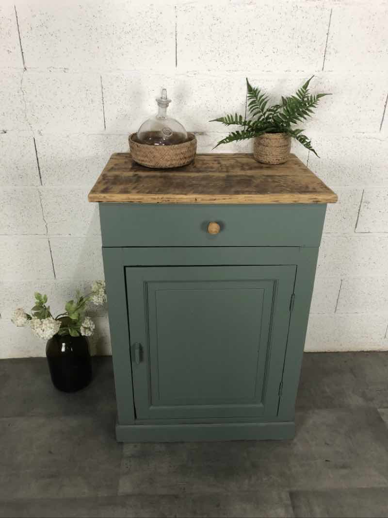 Old jam or extra furniture