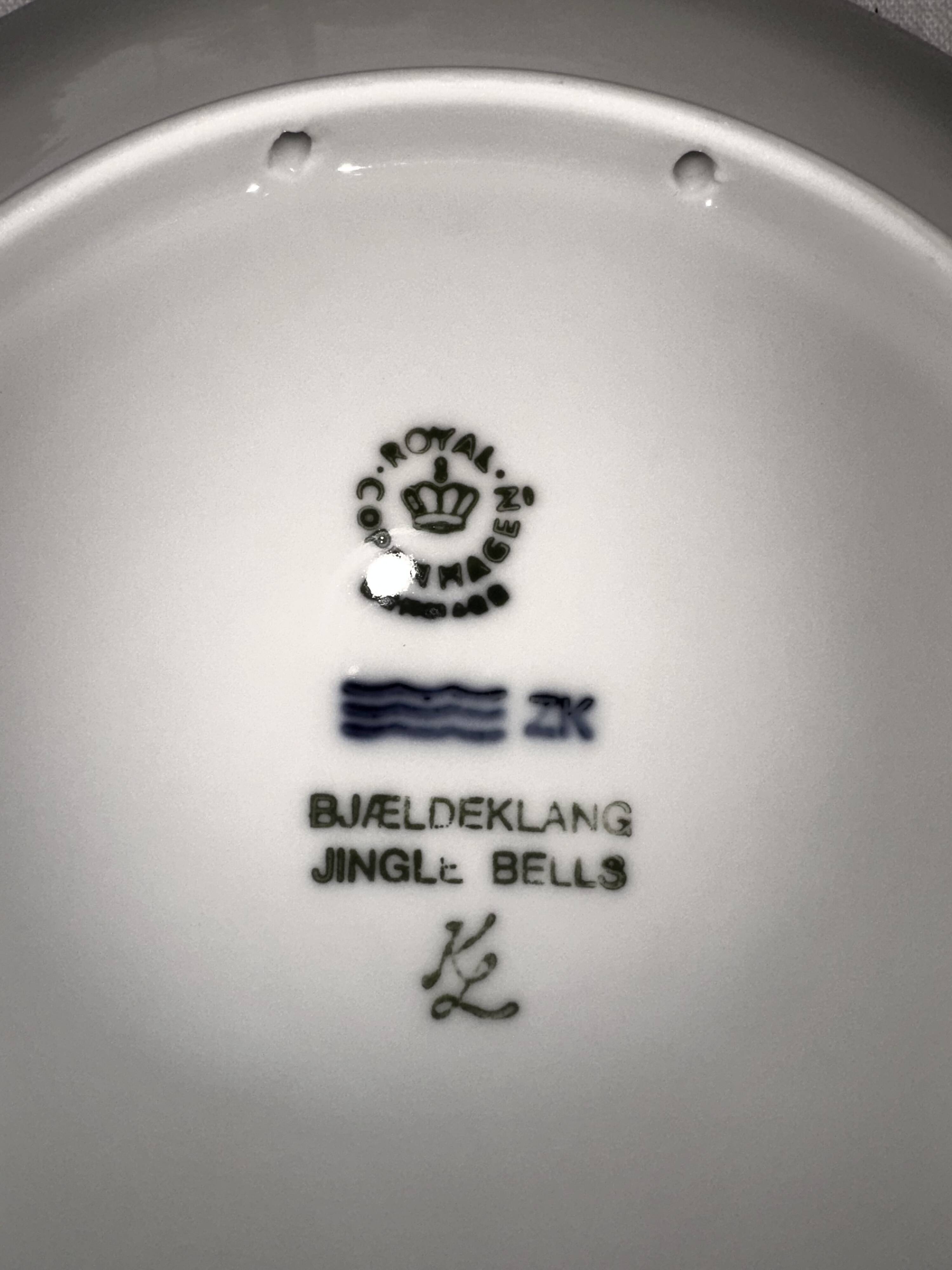 Christmas plate 1984, Royal Copenhagen porcelain