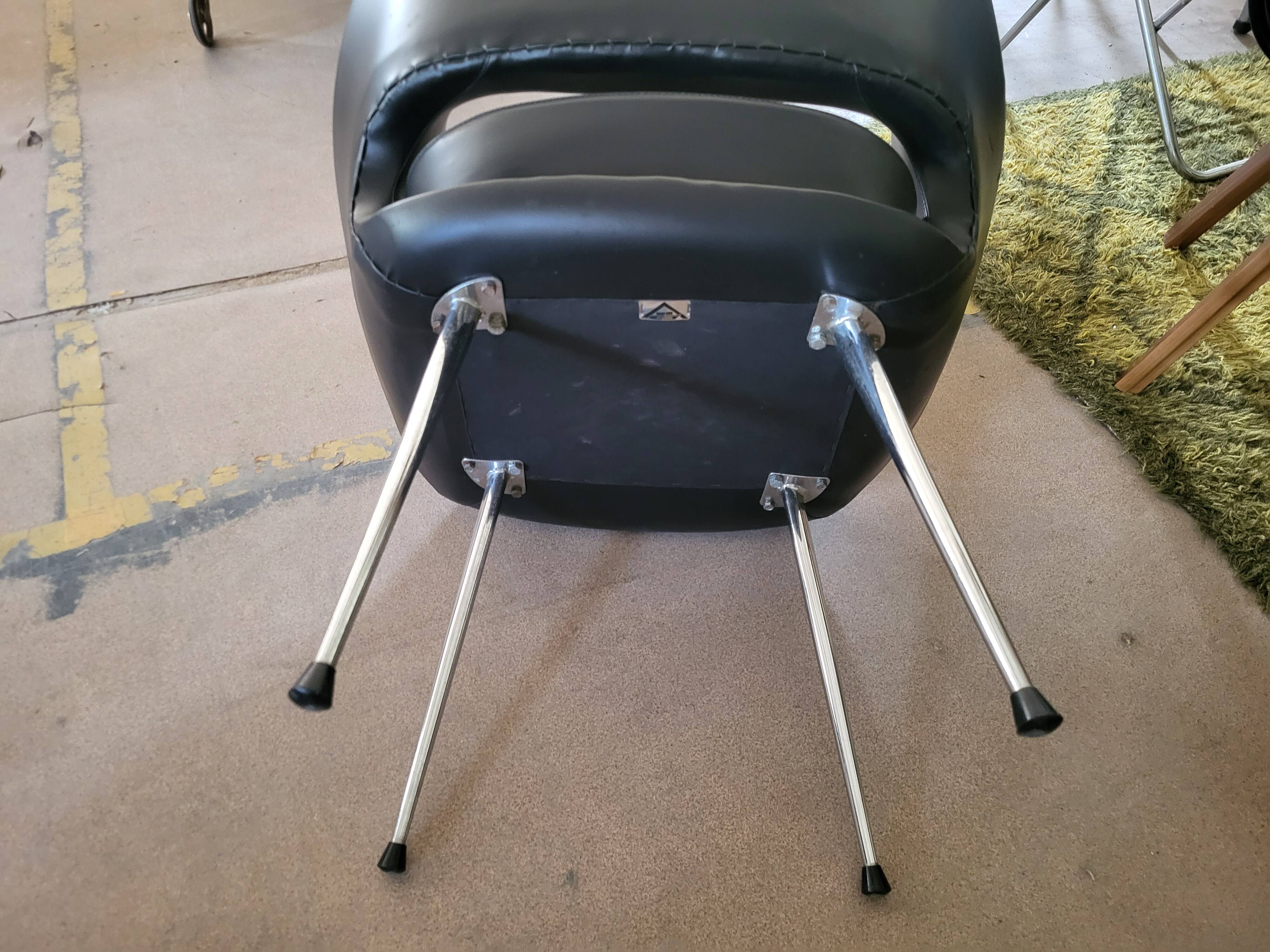 Fauteuil Strafor vintage