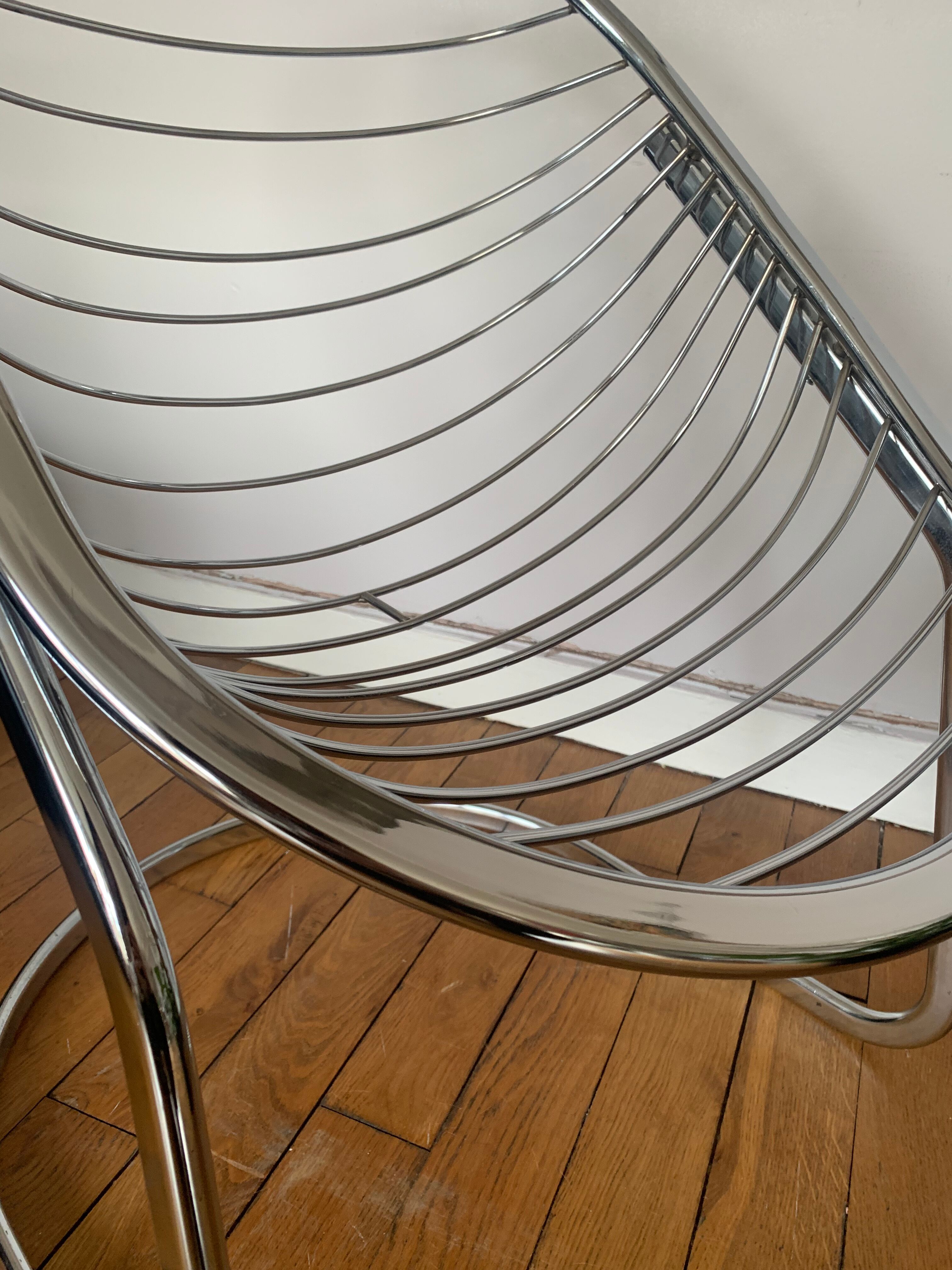 Fauteuil Egg  année 70