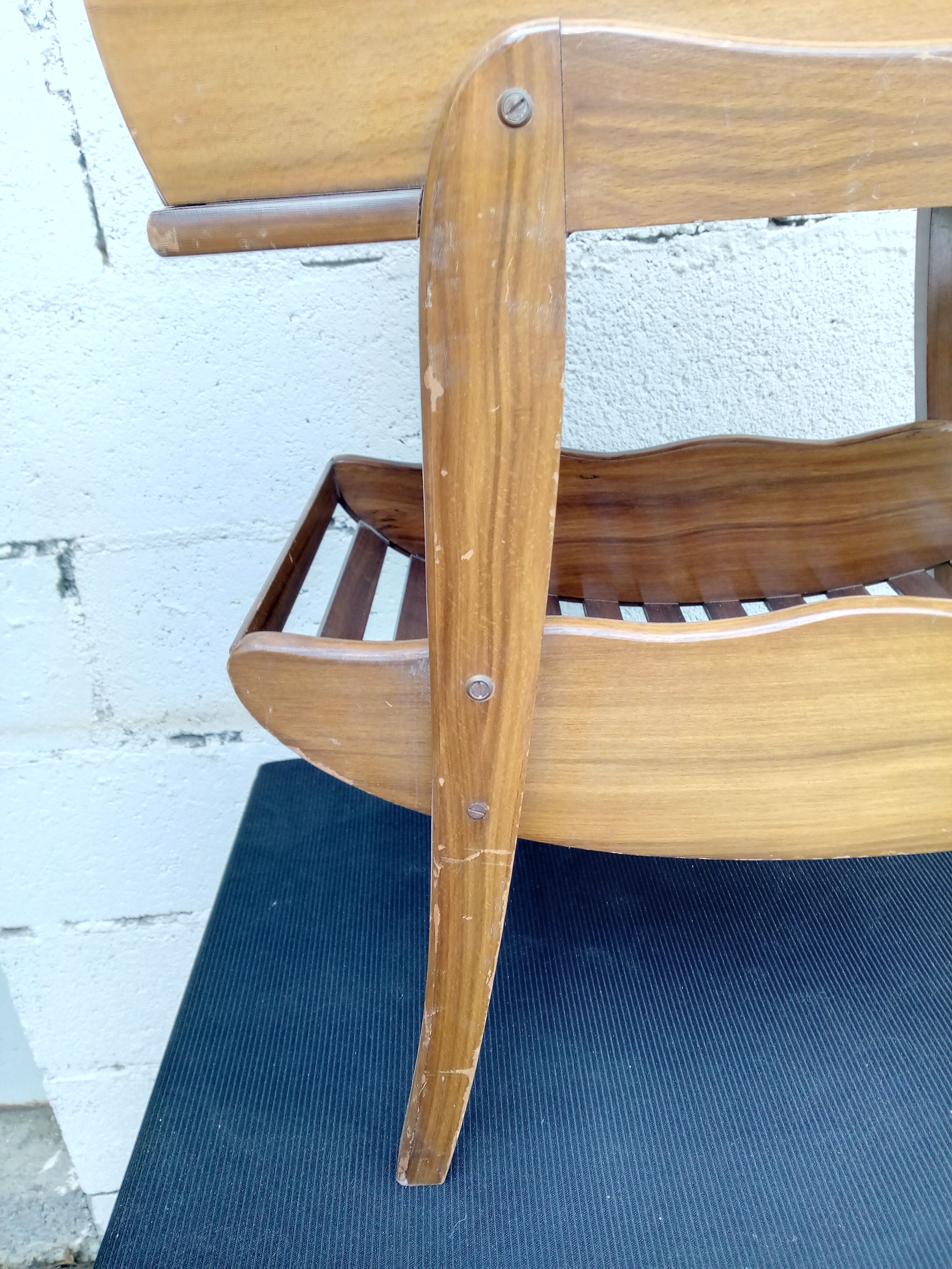 Vintage curtain worker