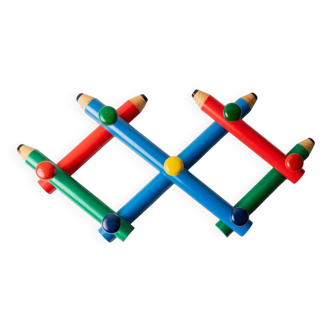 Vintage coat rack from the 1980s in the style of Pierre Sala, Memphis style, pencil pattern, extendable, 7 hooks.