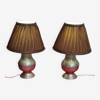 pairs of tin lamps and pleated lampshades h40x26 electricity to super condition standards