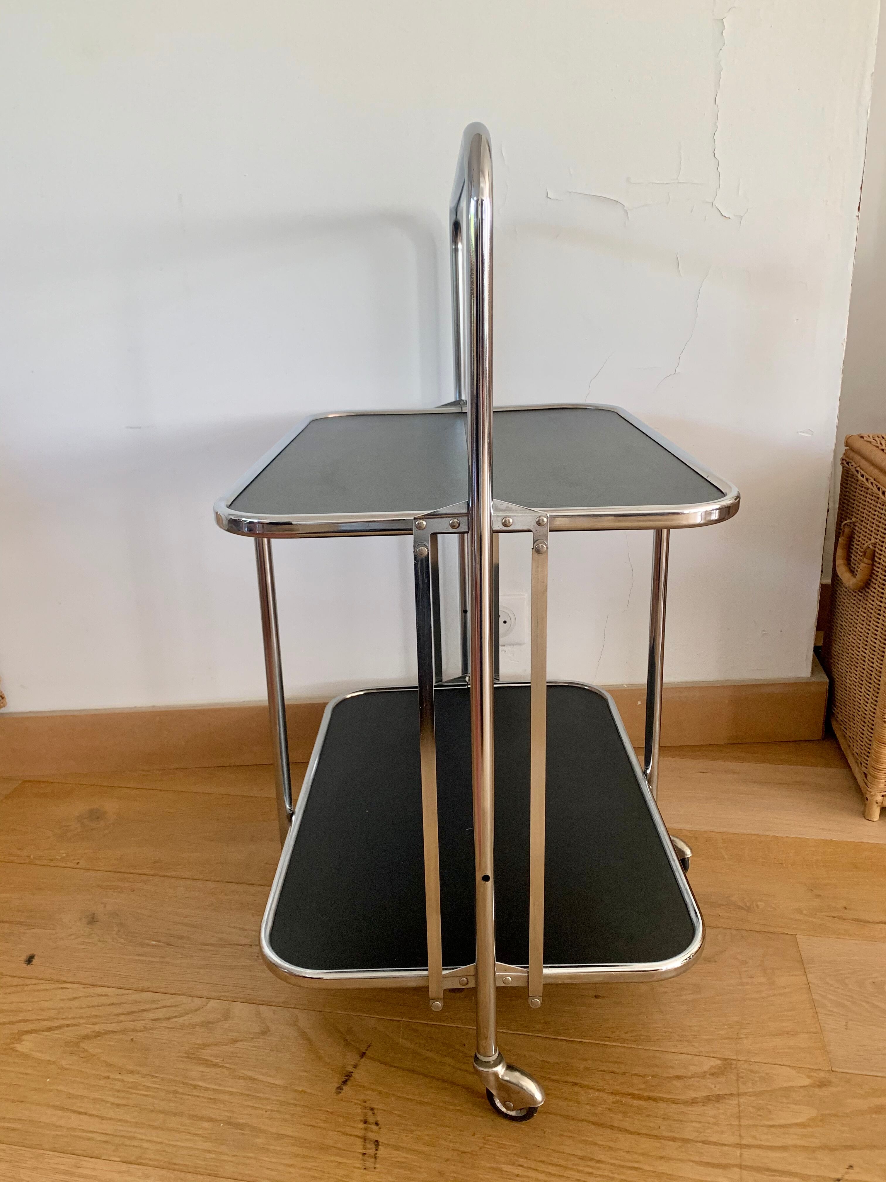 Vintage service year 70