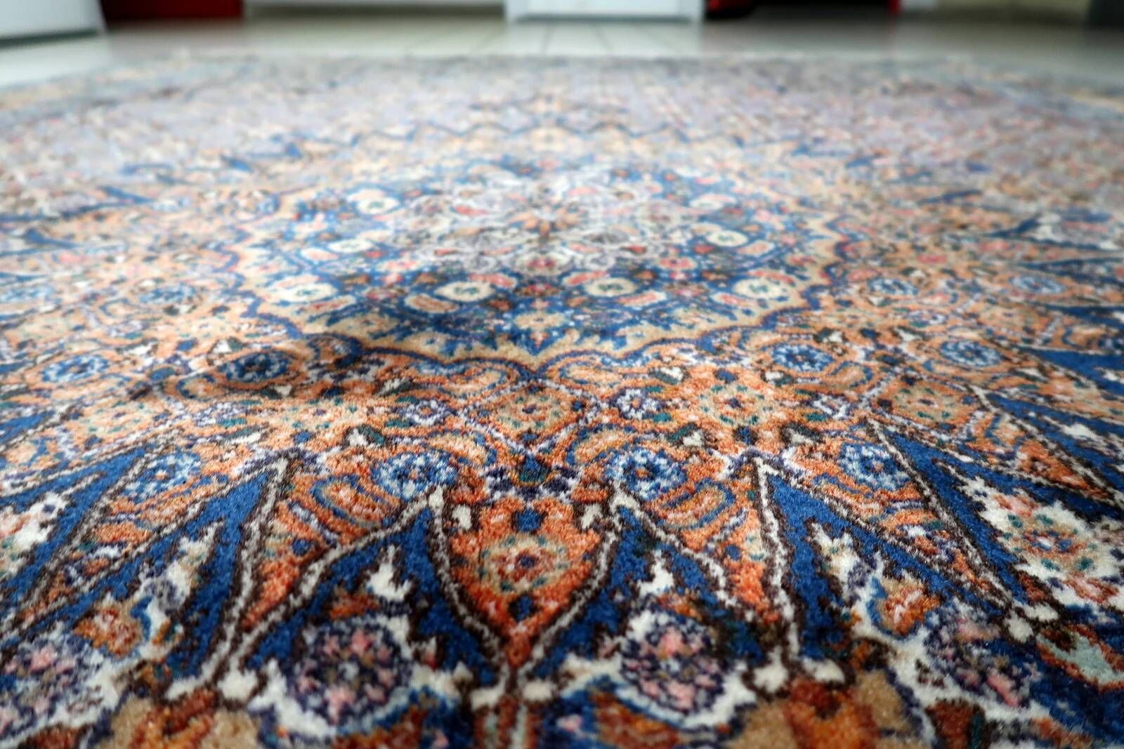 1940s handmade wool medallion rug, ivory and navy, 212 × 312 cm