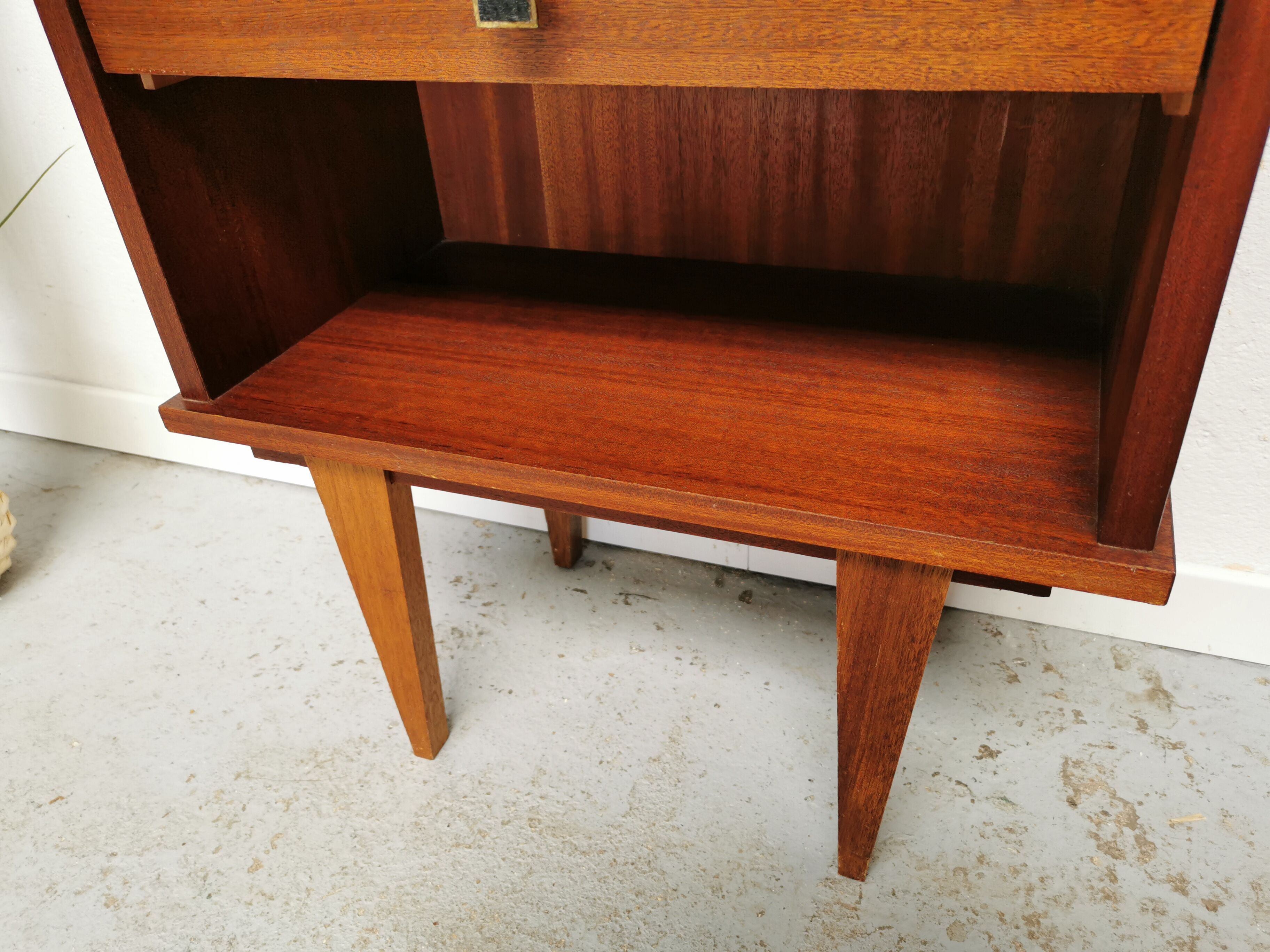 Table de chevet vintage