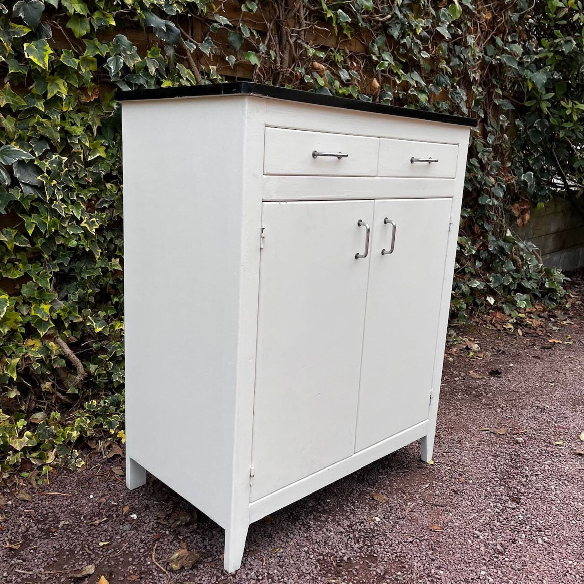 Buffet blanc vintage 2 portes et 2 tiroirs