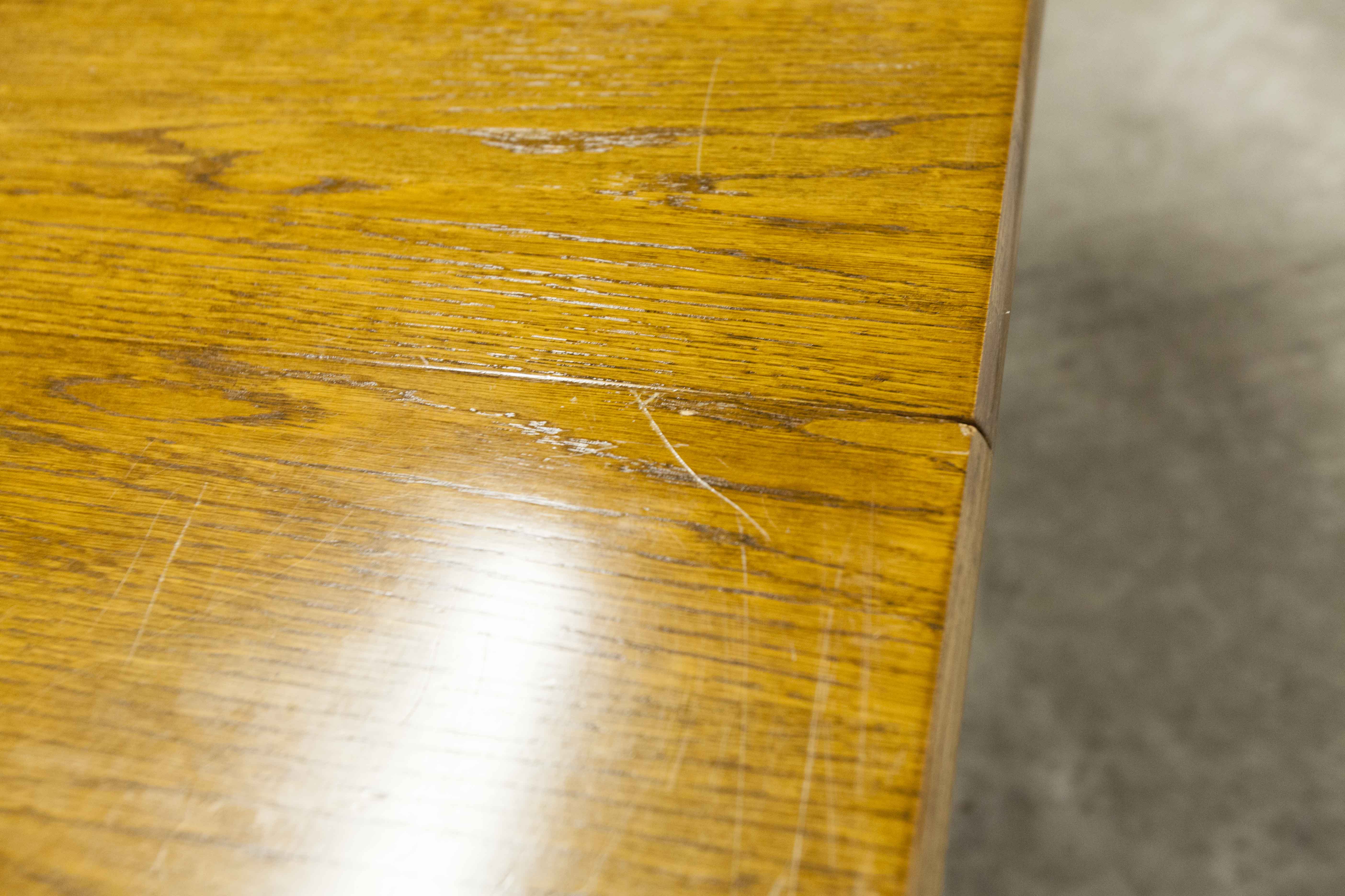 Roundtable 80's 2 solid wood extensions