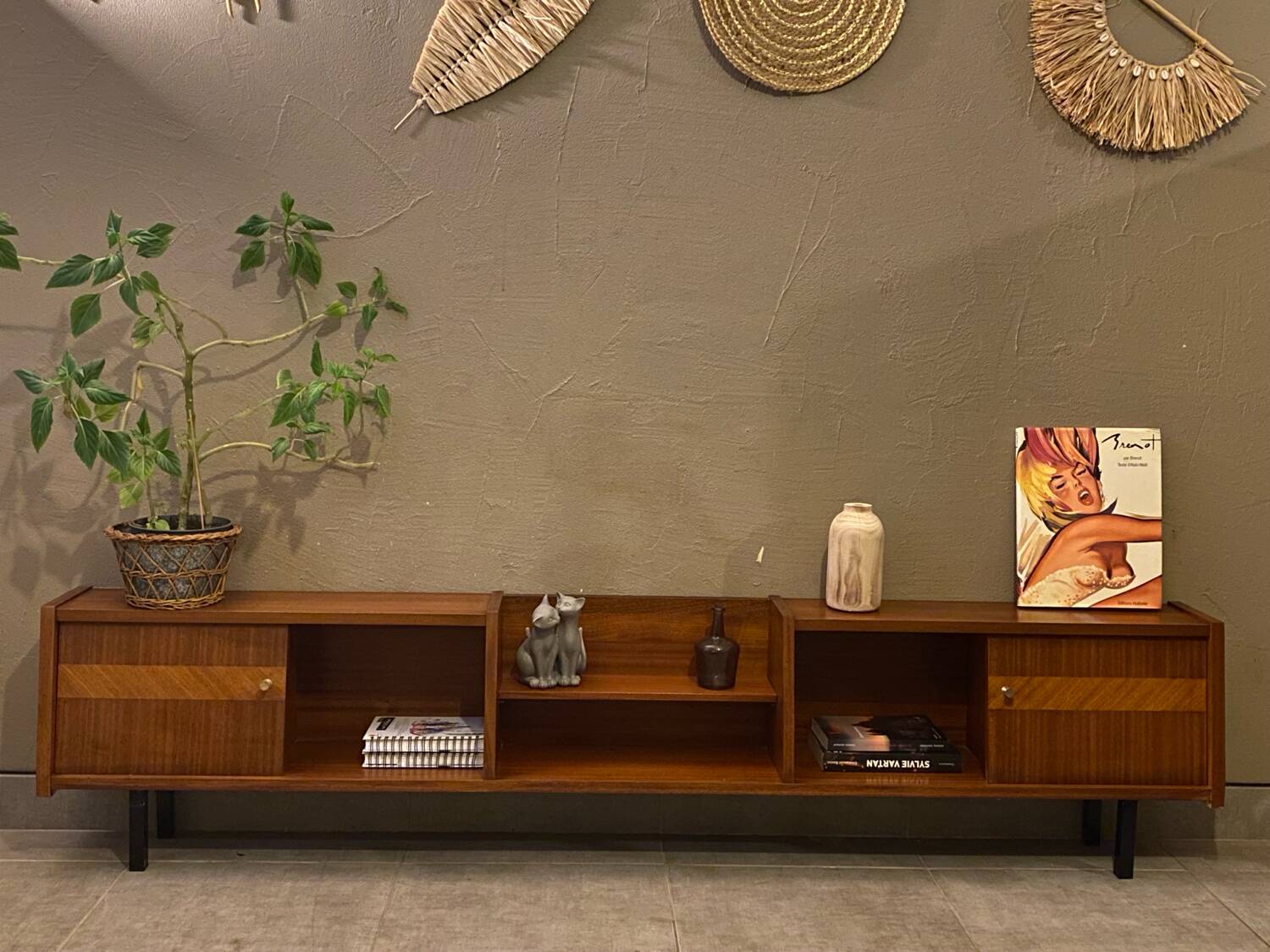 Vintage sideboard from the 60s (shallow)