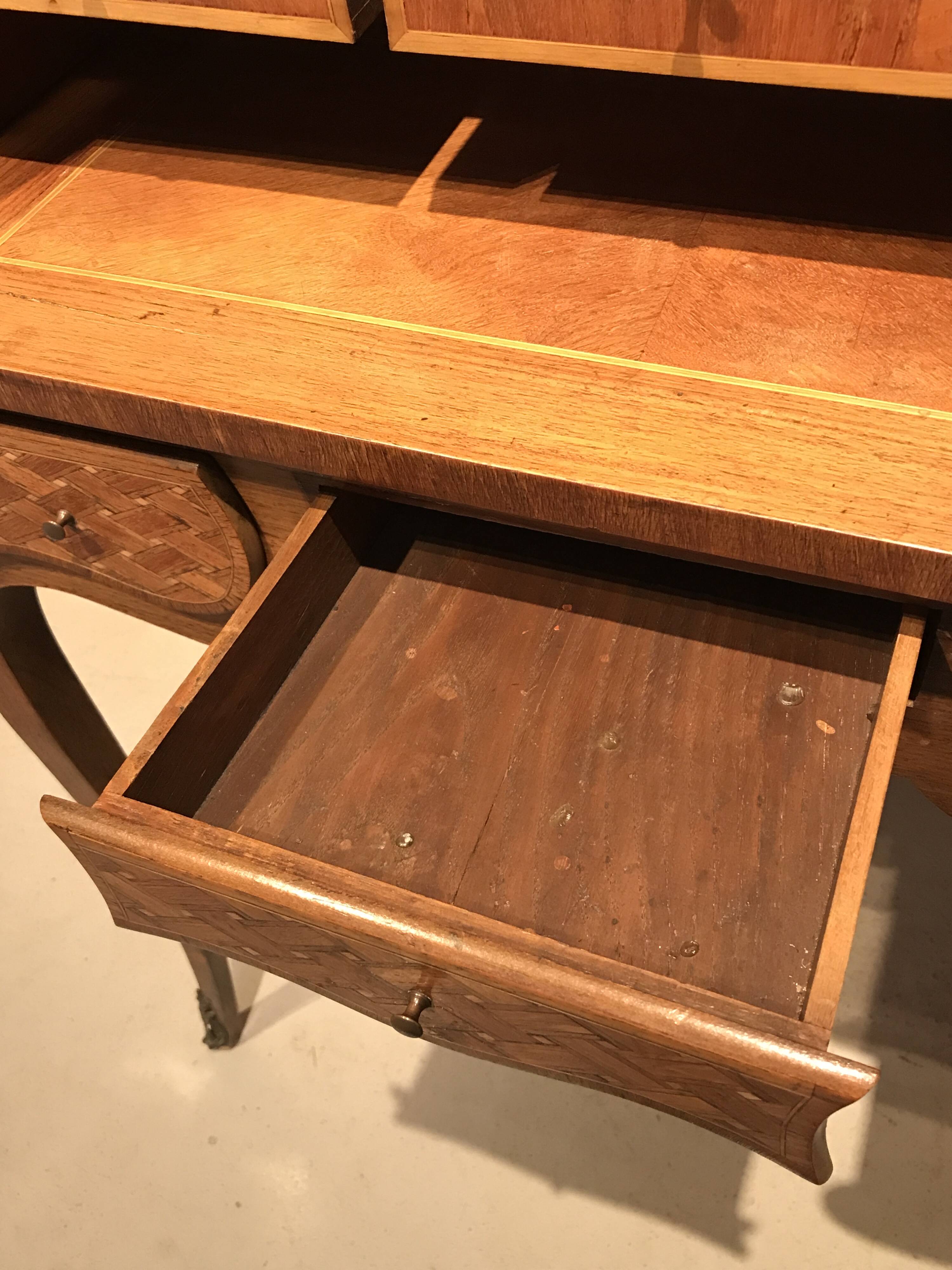 Wooden cylinder secretary
