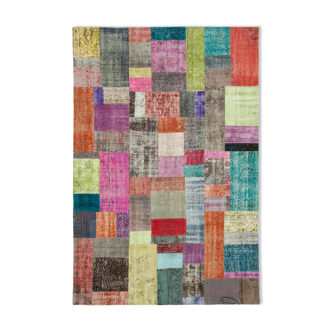 Handmade oriental contemporary 201 cm x 300 cm multicolor patchwork carpet