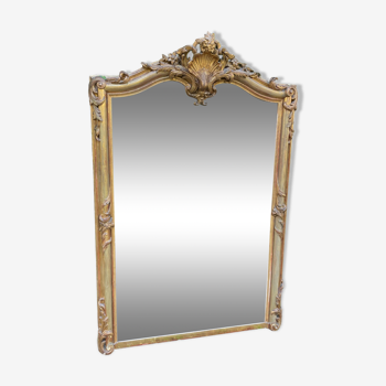 Miroir de style Louis XV en bois et stuc doré. Napoléon III