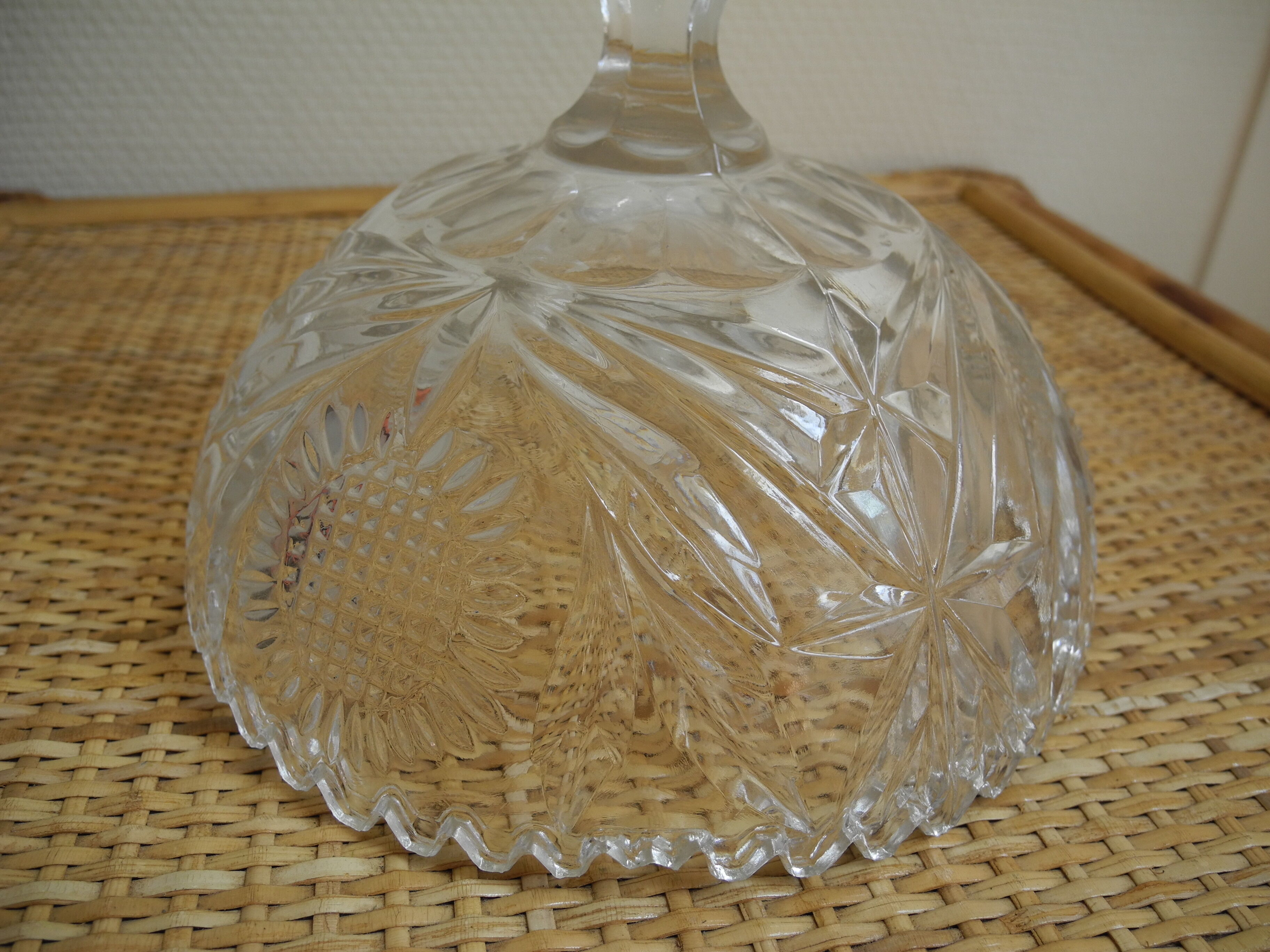 coupe pied cristal moulé