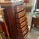 Weekly chest in wood veneer, curved and eventful shape, 20th century period