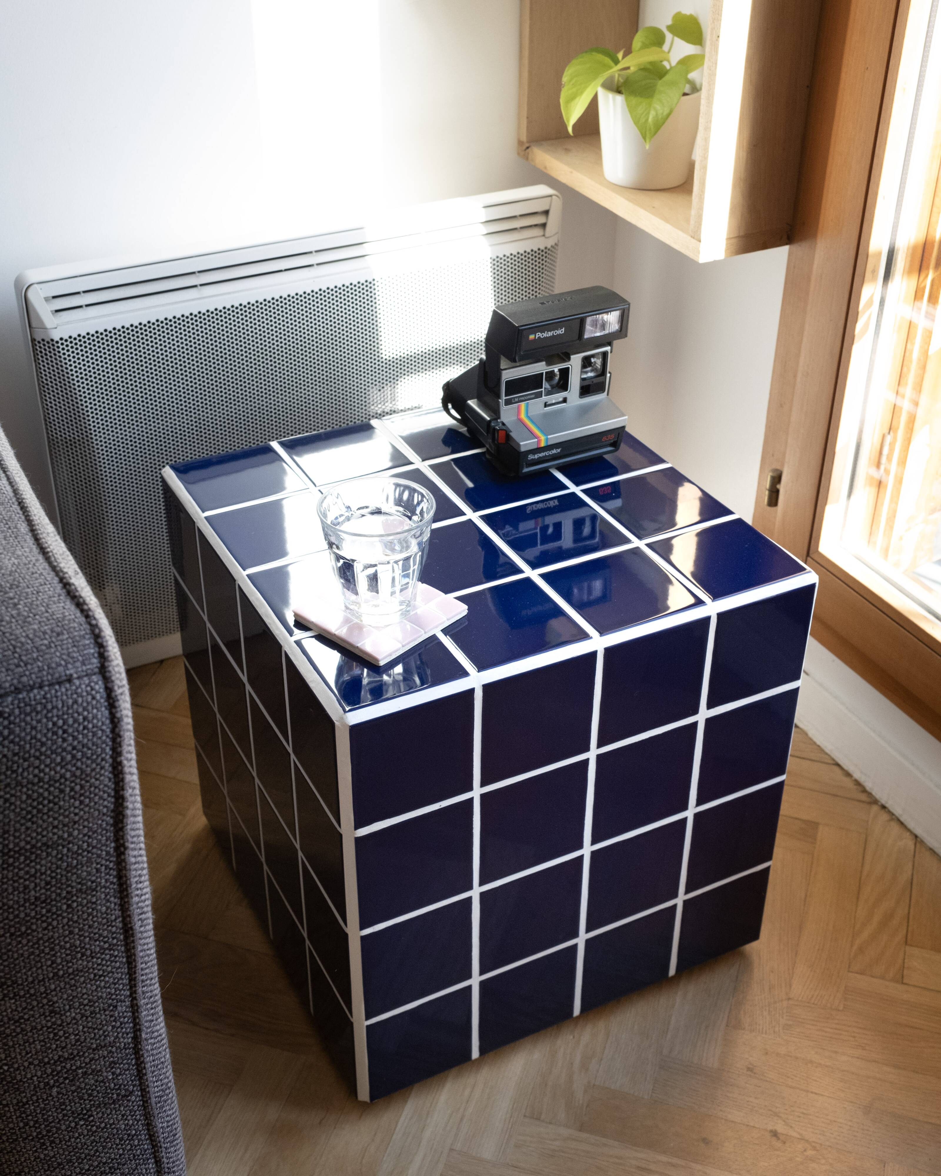 Cube-Side table-Bedside table-Tile-Ceramic-Blue-Glossy