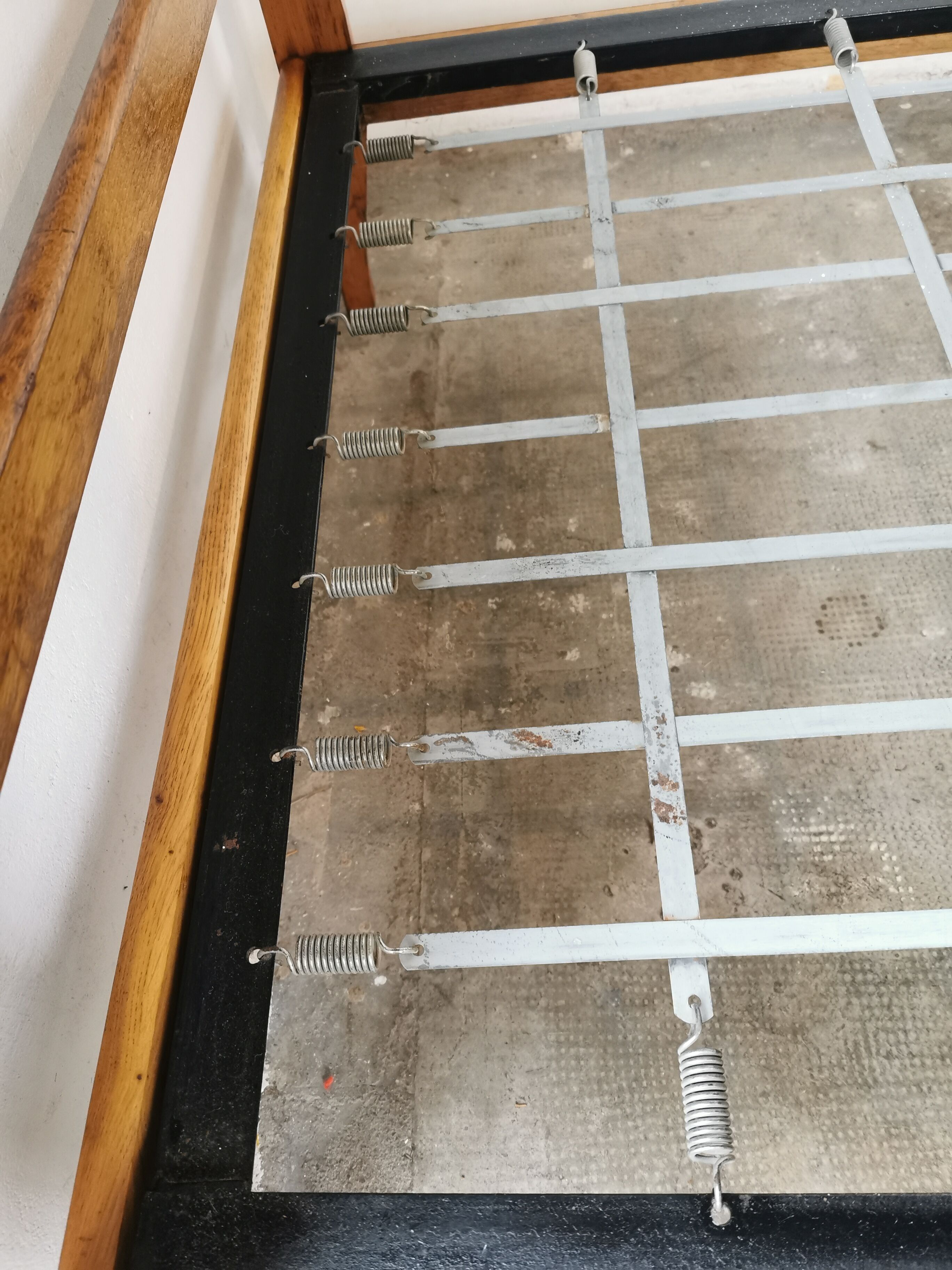 Bed of the 50s reconstruction style in oak