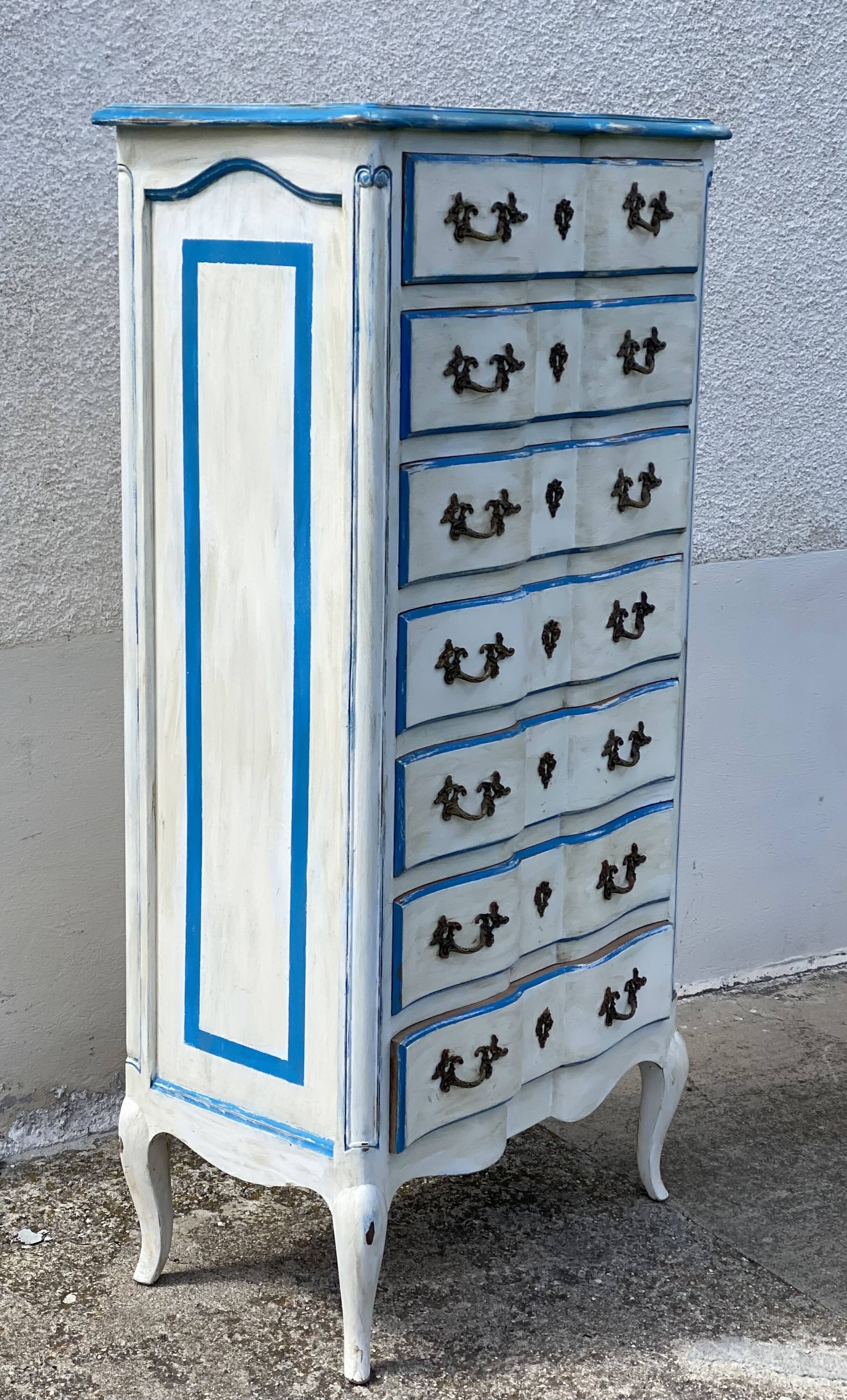 Weekly chest (7 drawers) patinated Provençal style
