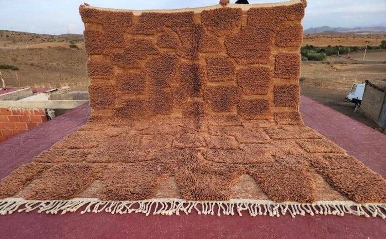 Moroccan Berber rug camel terracotta 300x200 cm – geometric pattern