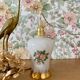 Baladeuse tulipe vintage en opaline blanche dessins de roses