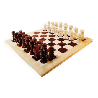 1960s Chess Set in Genuine Hand Carved Alabaster of Volterra.
