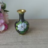 Miniature vase in black and gold cloisonné brass with peonies and flowers decor Vintage
