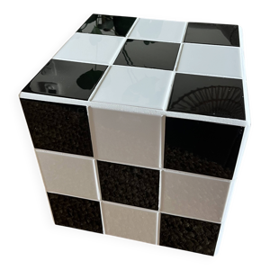 table basse cube en carreaux