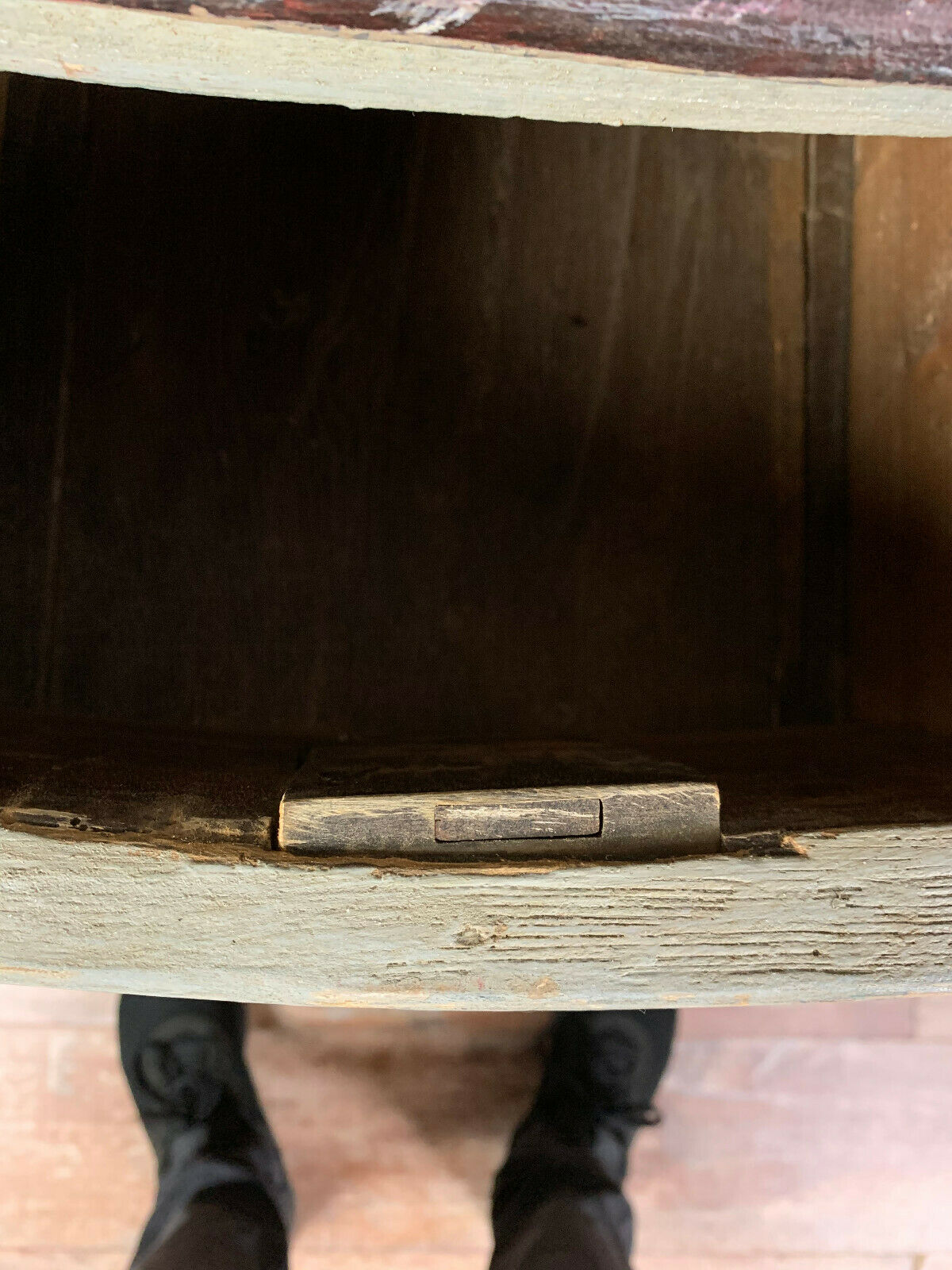chest of drawers At the time Louis XV in lacquered wood