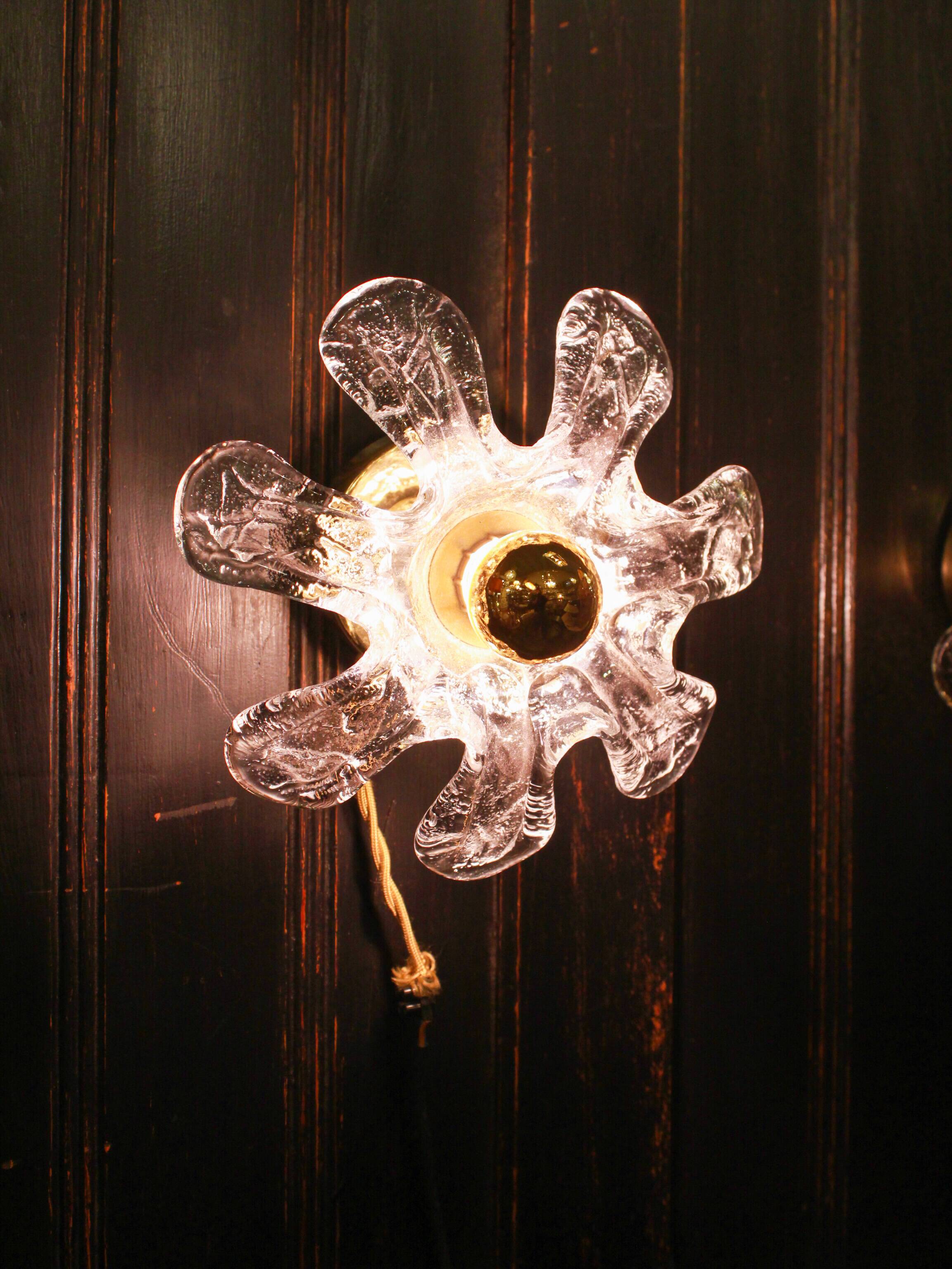 Appliques italiennes en verre de Murano soufflé à la main des années 1960,