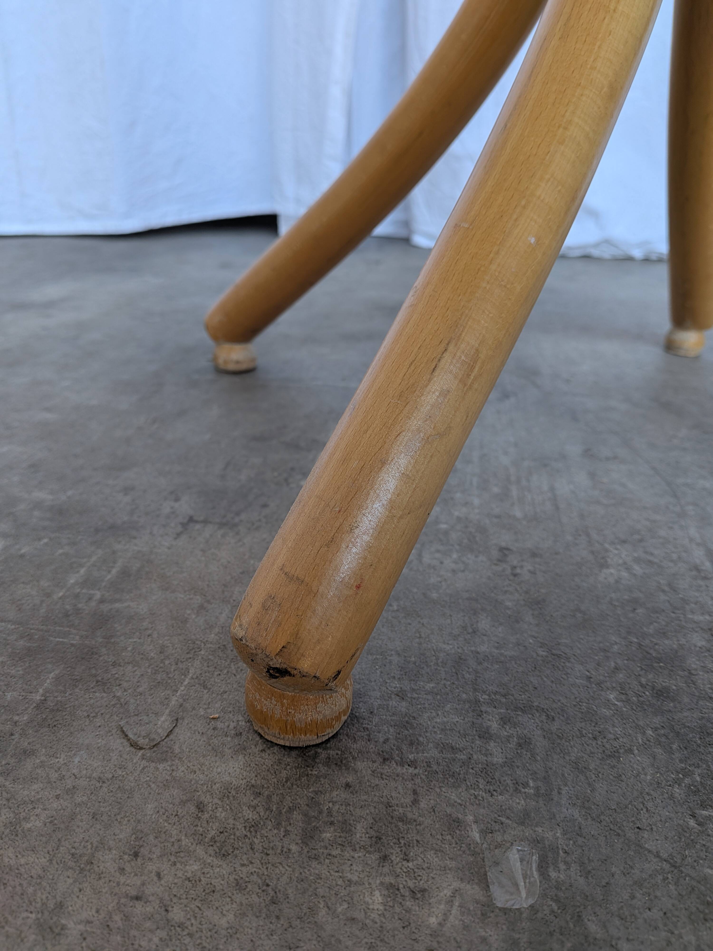 Porte-manteau en bois cintré vintage dans le style Thonet, porte-manteau des années 50