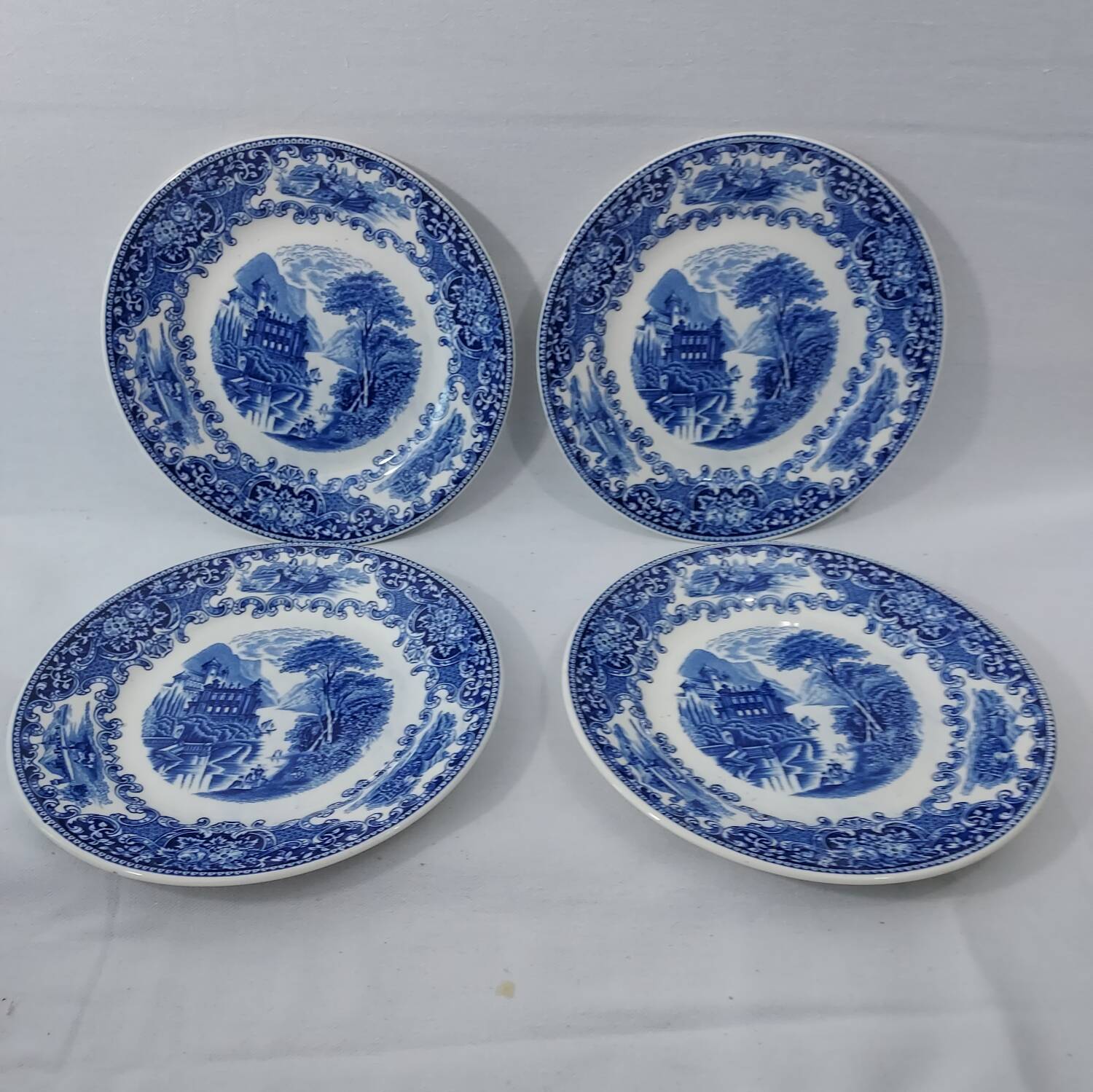 Set of 4 dessert plates Royal Sphinx Maastricht – Model "Cambrid"