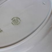 Lot 2 oval dishes Terre de fer Saint Amand swan