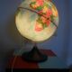 Globe terrestre lumineux