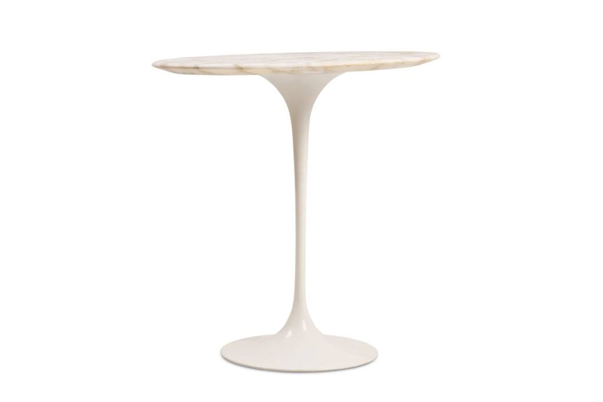 Oval "Tulip" side table by Eero Saarinen for Knoll International, circa 1950.