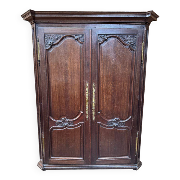 Armoire ancienne