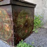 Coffre de mariage alsacien en bois peint ancien 19eme
