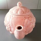 Fruit slip teapot.