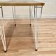 Table haute design et signature scandinave 1950.
