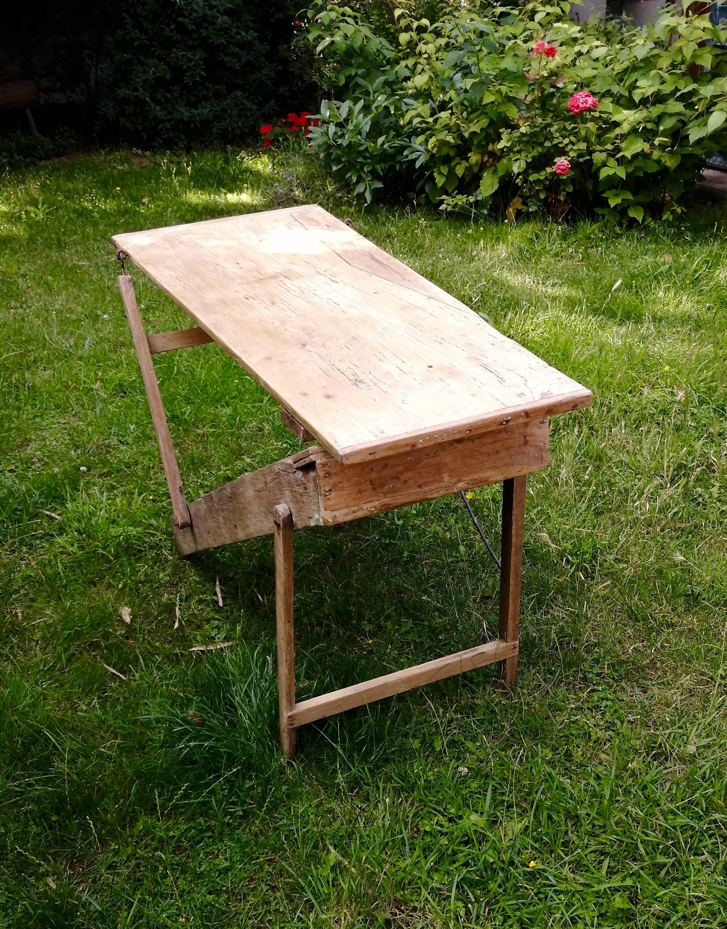 Stepladder table unique piece
